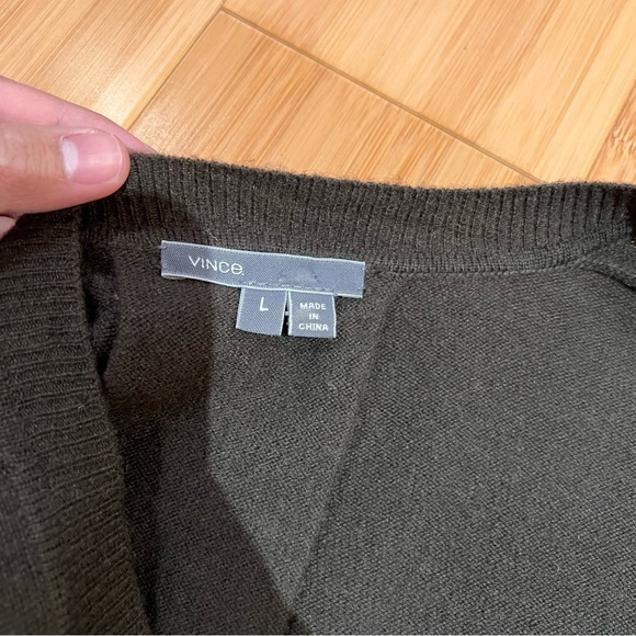 Vince Wool Cashmere Weekend V-Neck Sweater - Picture 4 of 6